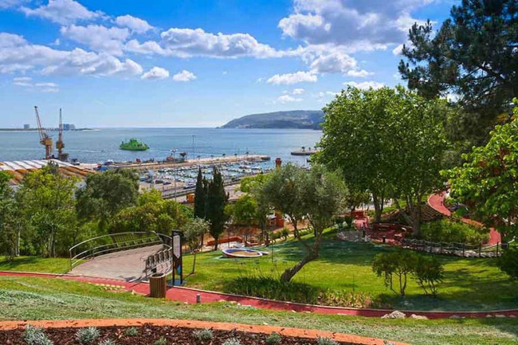 Sunset Bay View, Renovated Apt, By Timecooler Setubal Exterior photo