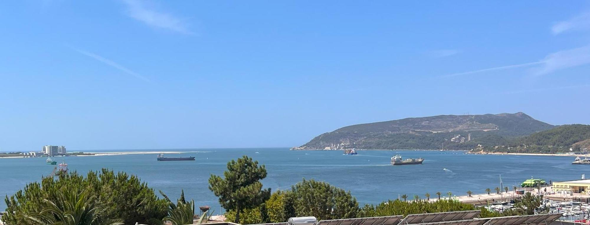 Sunset Bay View, Renovated Apt, By Timecooler Setubal Exterior photo